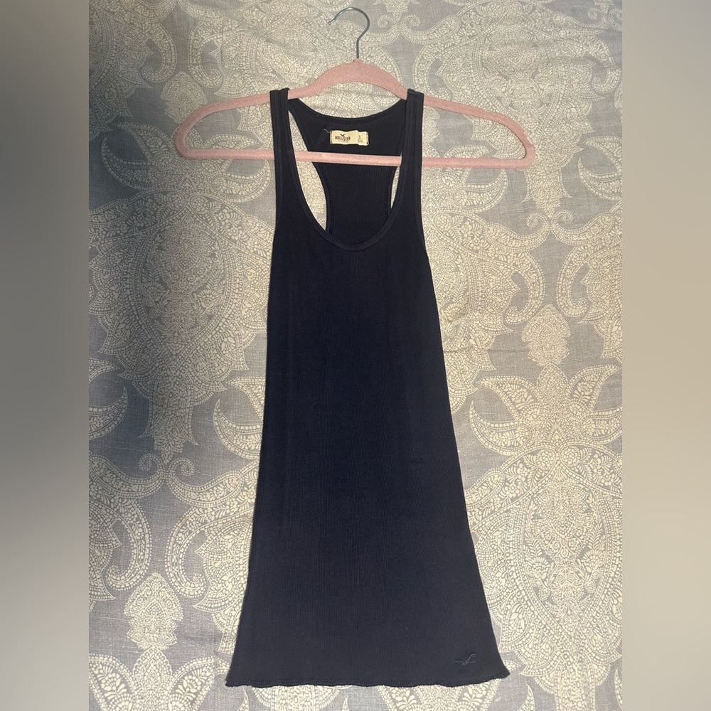 Hollister Tank Top (women’s) | Navy | Small.